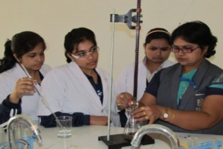 Aaradhya International School-Science Lab