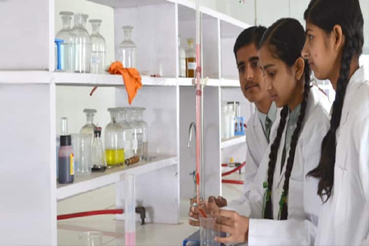 Aditya Public School-Chemistry Lab