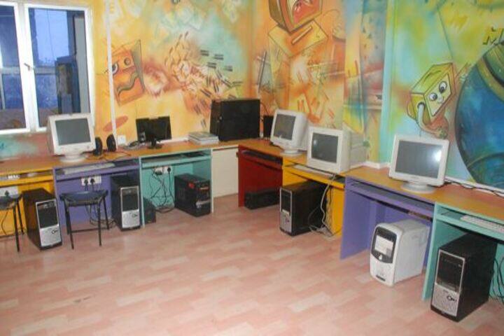 Advanced Academy-Computer Lab