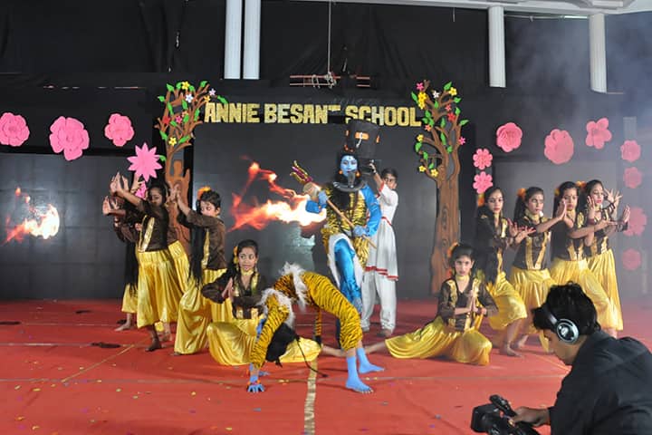 Annie Besant School-Annual Function