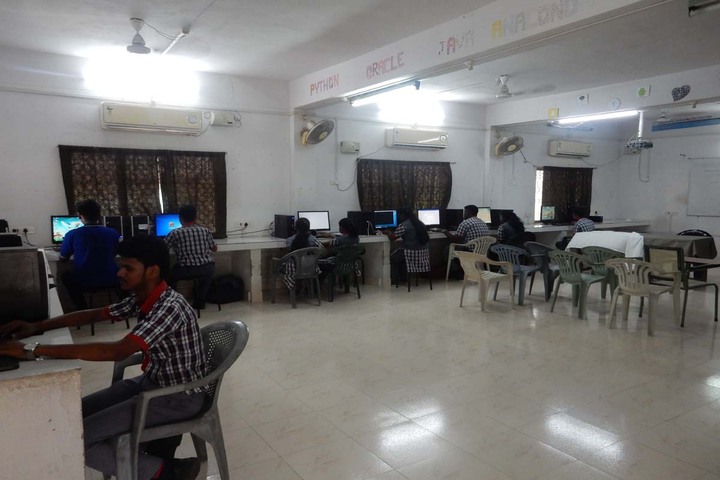 Kendriya Vidyalaya No 1-Computer Lab