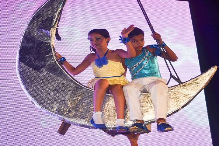 Ashoka Hall Junior High School-Dance