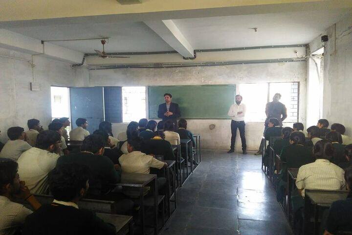 Bhagwan Srichand Public School-Classroom