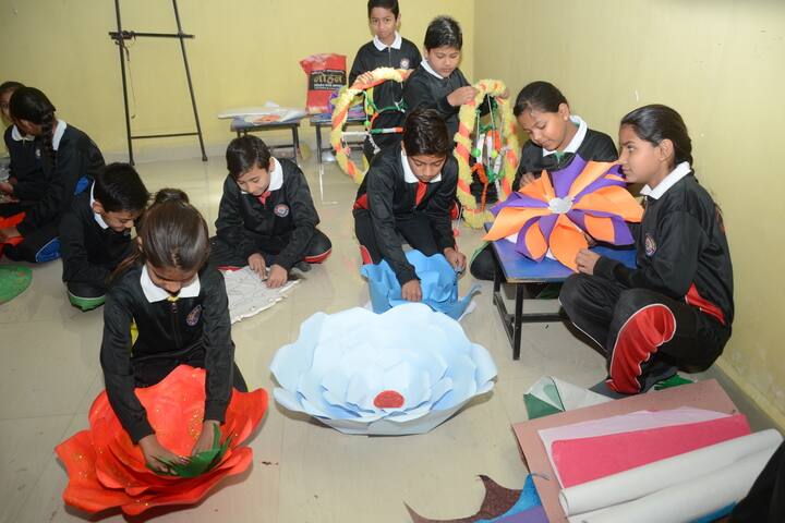 Bharti Vidhya Mandir International School-Art And Craft