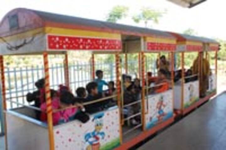 Bonnie Foi Co Education School-Excursion