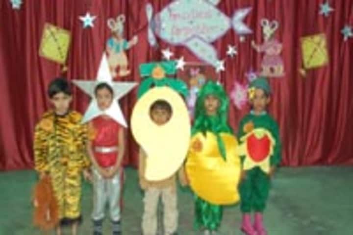 Bonnie Foi Co Education School-Fancy Dress