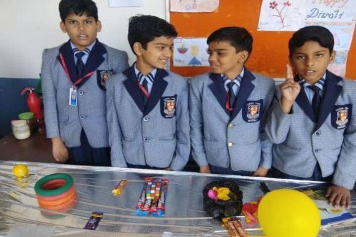 Central Academy English Medium School-Exhibition