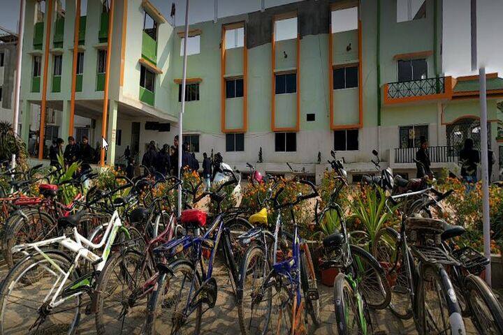 Chankaya Public School-Parking