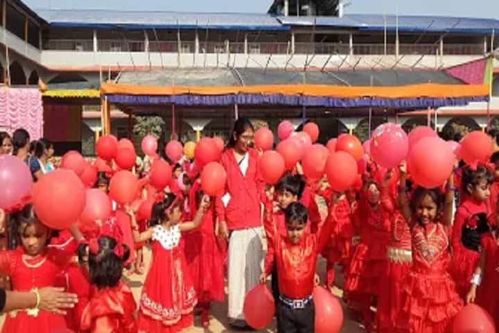 Vivekananda Kendra Vidyalaya-Red Day