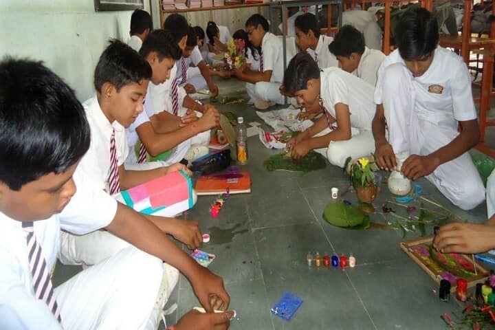 Christ Convent School-Art room