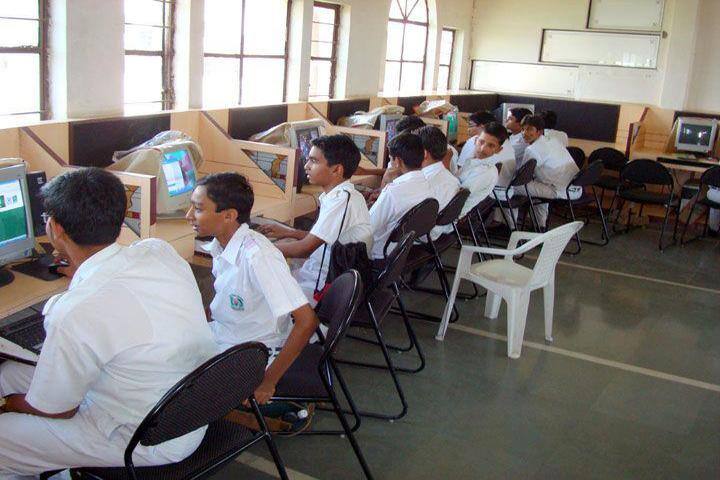 Delhi Public School-Computer Lab