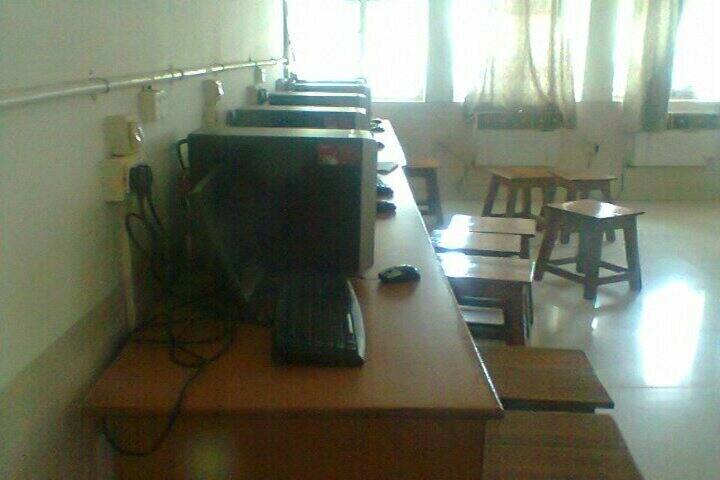 Delhi Public School-Computer Lab