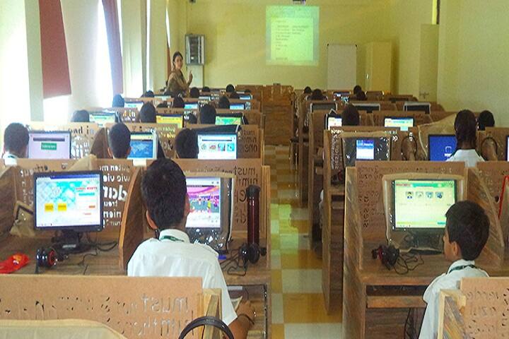 Delhi Public School-Computer Lab
