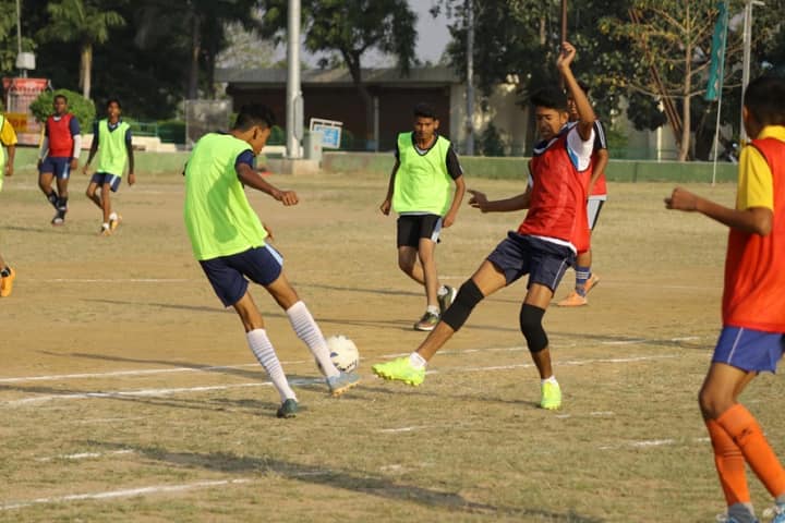 Demonstration School-Sports Football