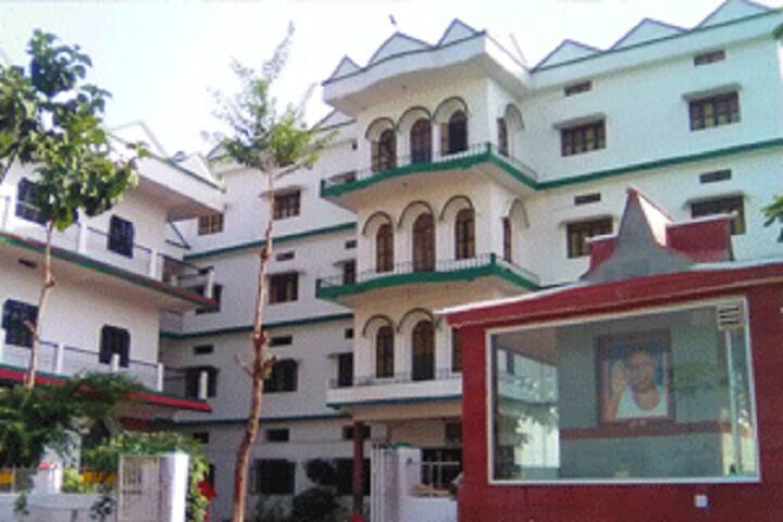 ABR Foundation School-School Building