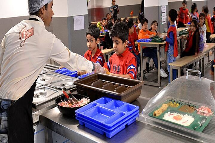 GD Goenka Public School-Cafeteria