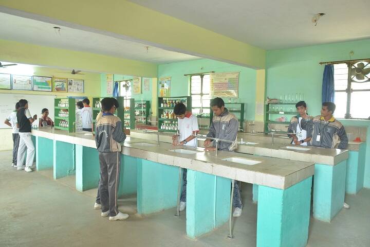 Green Wood Public High School-Chemistry lab