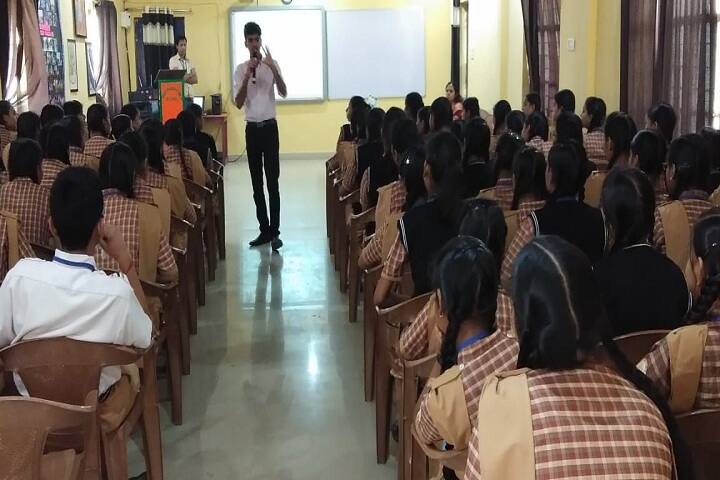 Green Wood Public High School-Seminar