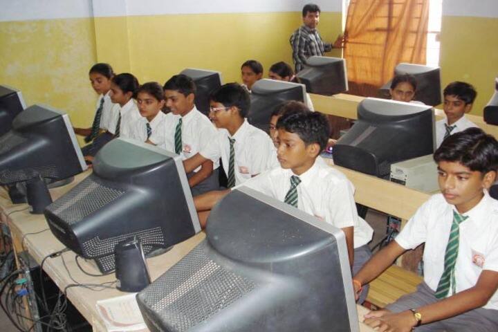 Gurukul Purv Madhyamik Vidyalaya-Computer Lab