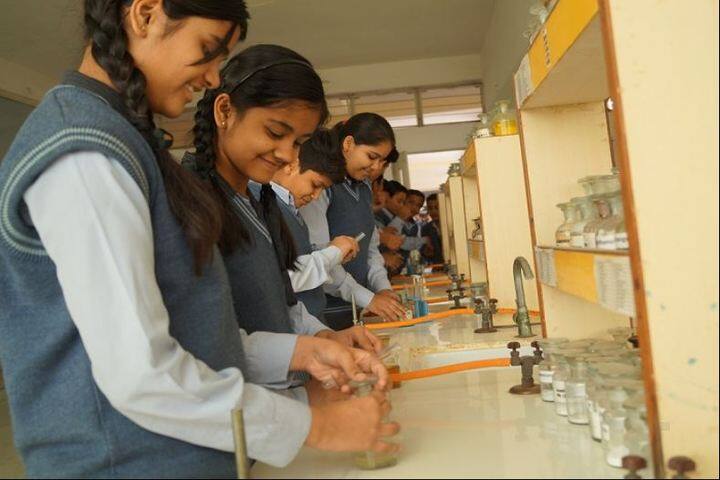 Gwalior Glory High School-Chemistry Lab