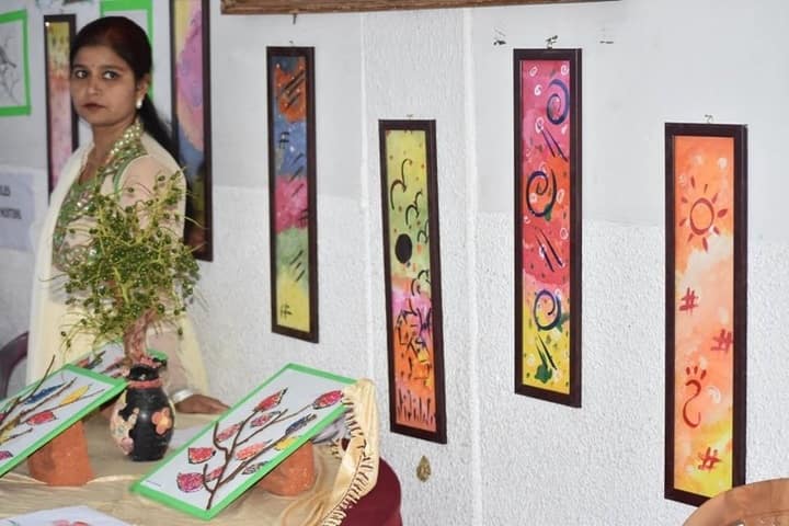Gyan Ganga International School-Wall Paper Art
