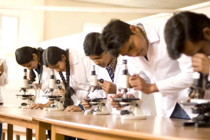 Gyanasthali Vidyalaya-Bio lab