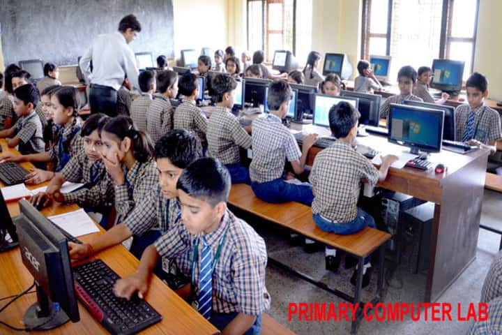 Gyanasthali Vidyalaya-Computer lab