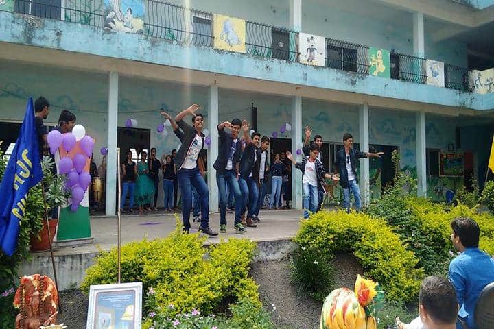 Hind Junior College-Dance