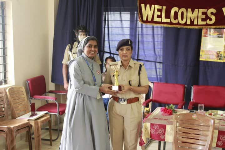 Holy Family Convent School-Award Receiving