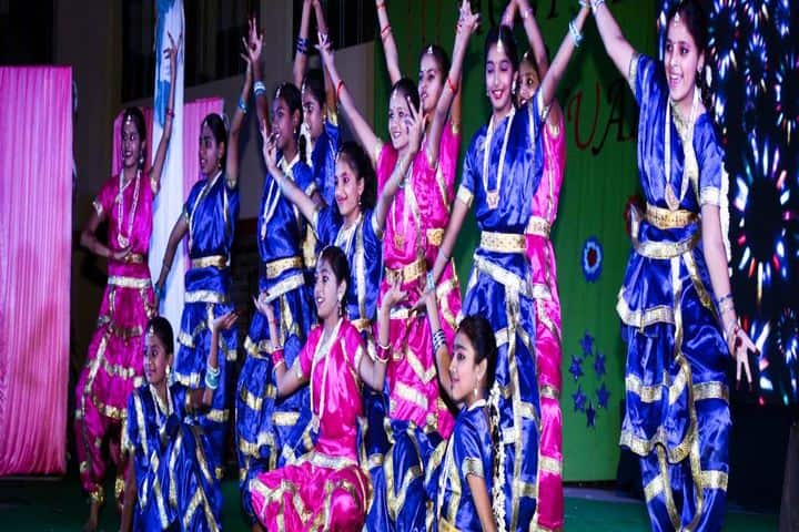 Holy Trinity School-Dance