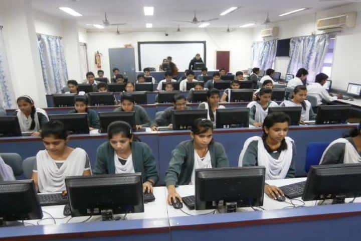 Ilva Higher Secondary School-Computer Lab