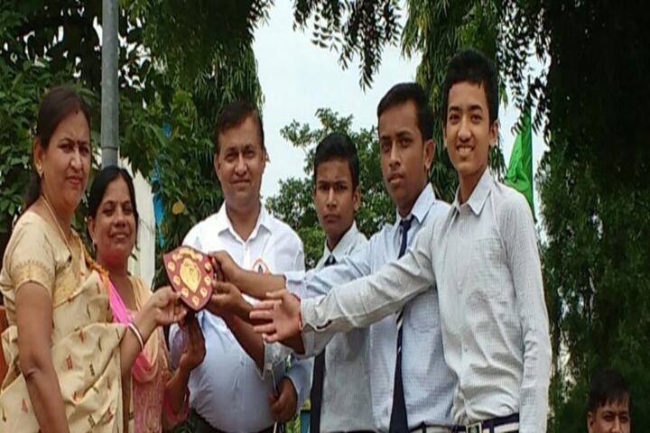 Jawahar Navodaya Vidyalaya-Award Receiving