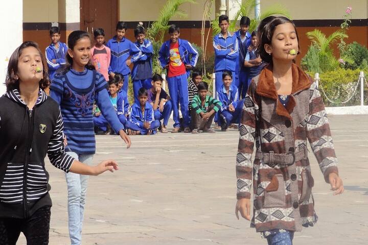 Jawahar Navodaya Vidyalya-Games