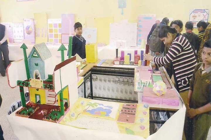 Kadambini Childrens Academy-Science Exhibition