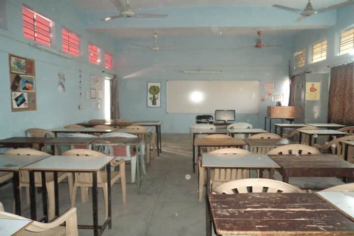 Kendriya Vidyalaya No 1-Classroom