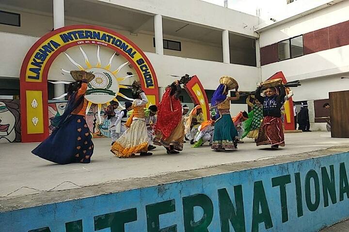 Lakshya International School-Dance