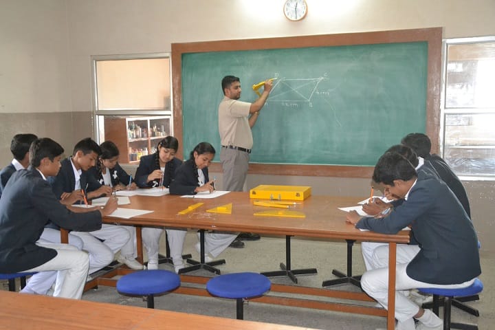 Little Angles Higher Secondary School-Maths Lab