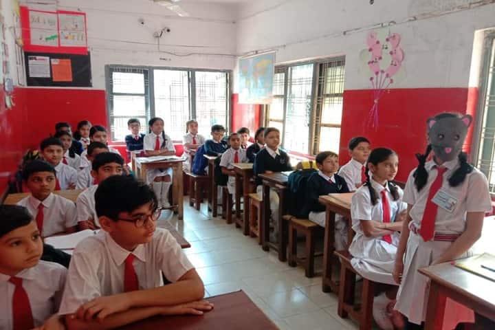 Little Kingdom Senior Secondary School-Classroom