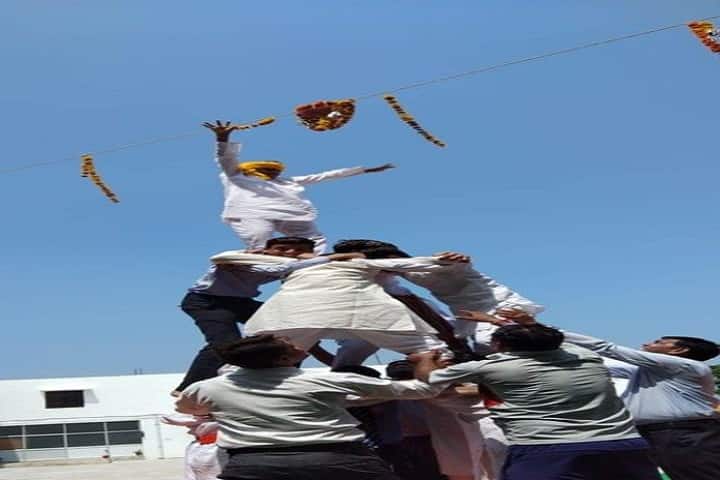 M D S Senior Secondary School-Festival Celebration