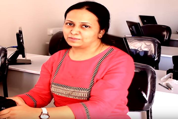 Magadham International School-IT Lab
