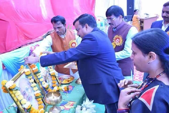 Maharishi Vidya Mandir-Pooja