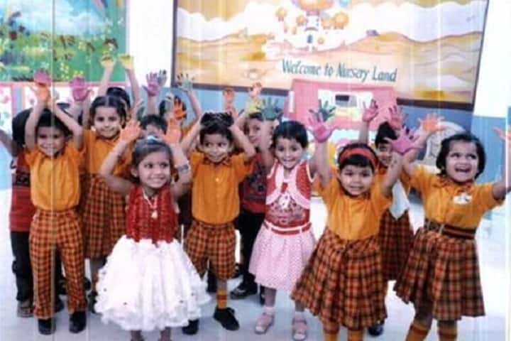 Maharishi Vidya Mandir-KG Students