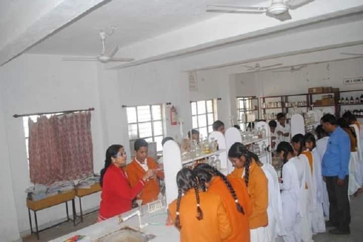Maharishi Vidya Mandir-Chemistry Lab