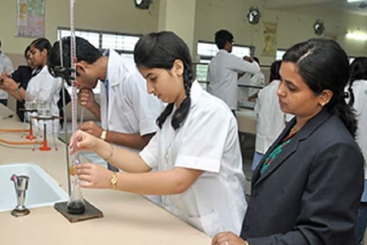 Marthoma Academy-Chemistry Lab