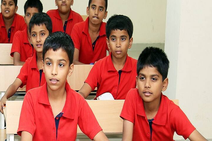 Medi Caps International School-Classroom