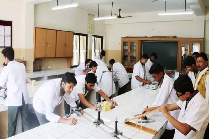 Mitthi Gobind Ram Public School-Physics Lab