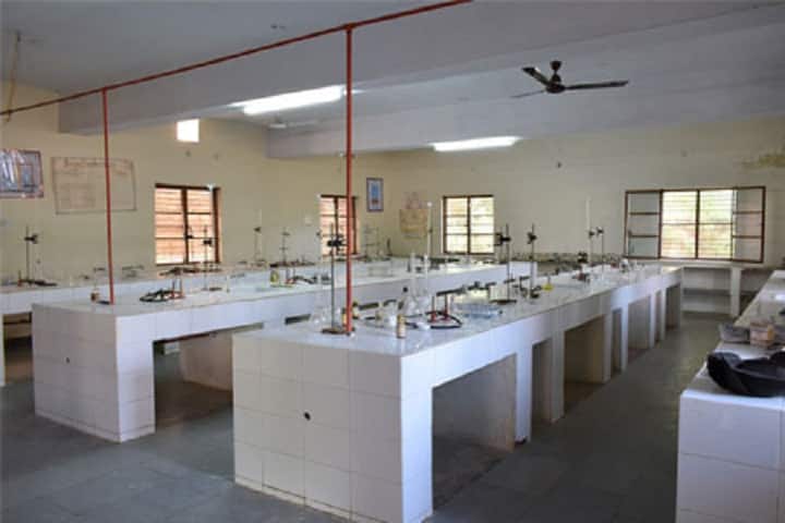 Mont Fort High School-Chemistry Lab