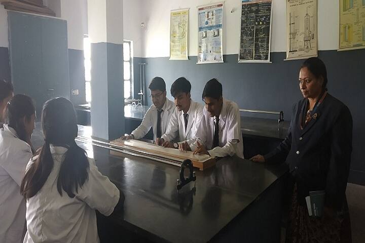 Mother Teresa Senior Secondary Co Education School-Physics Lab