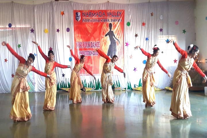 Narmada Valley International School-Dance