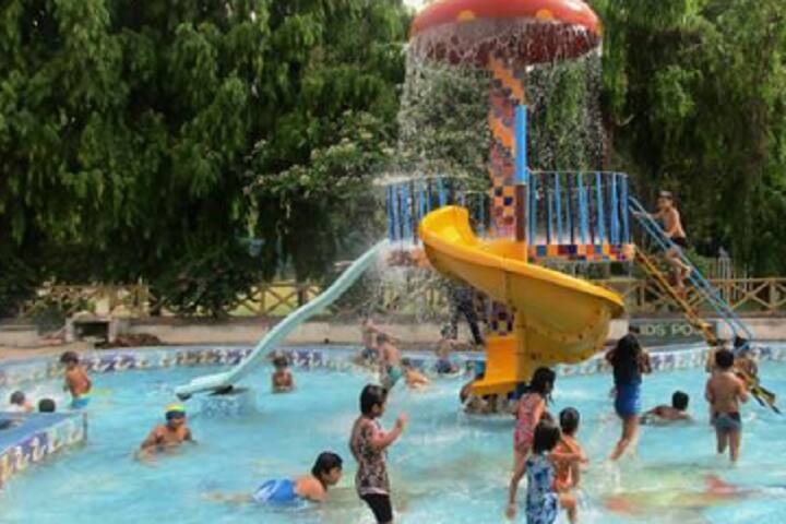 Neiil World School-Swimming Pool